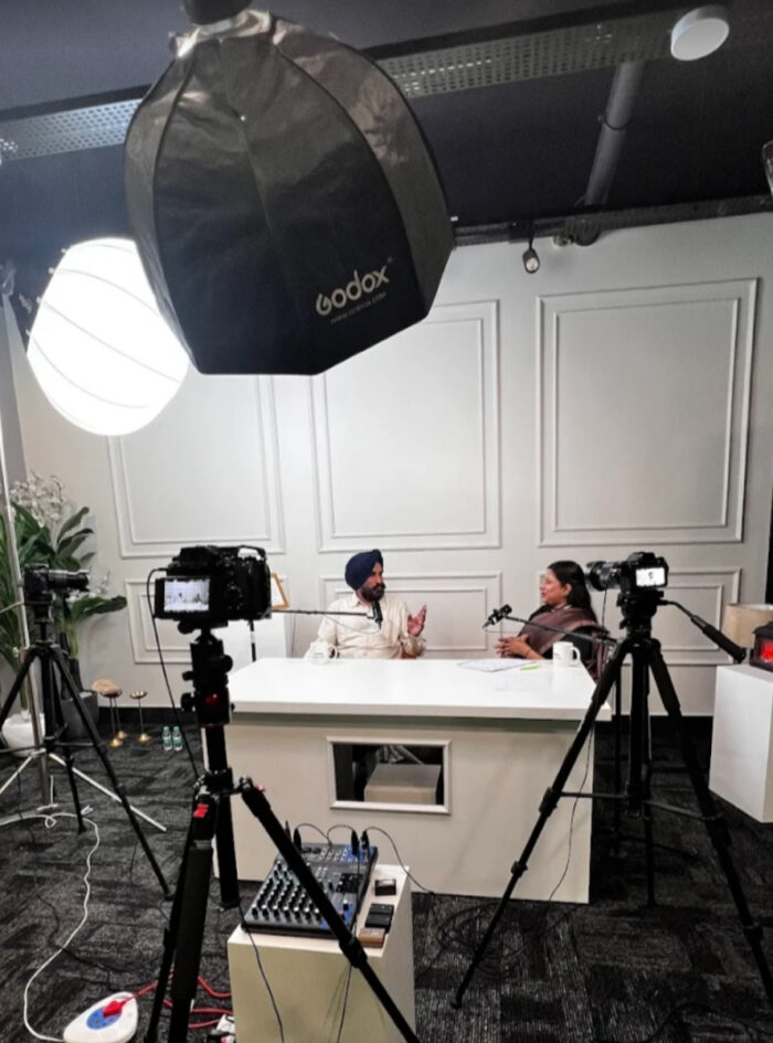 Fashion_20250822_223240_0000